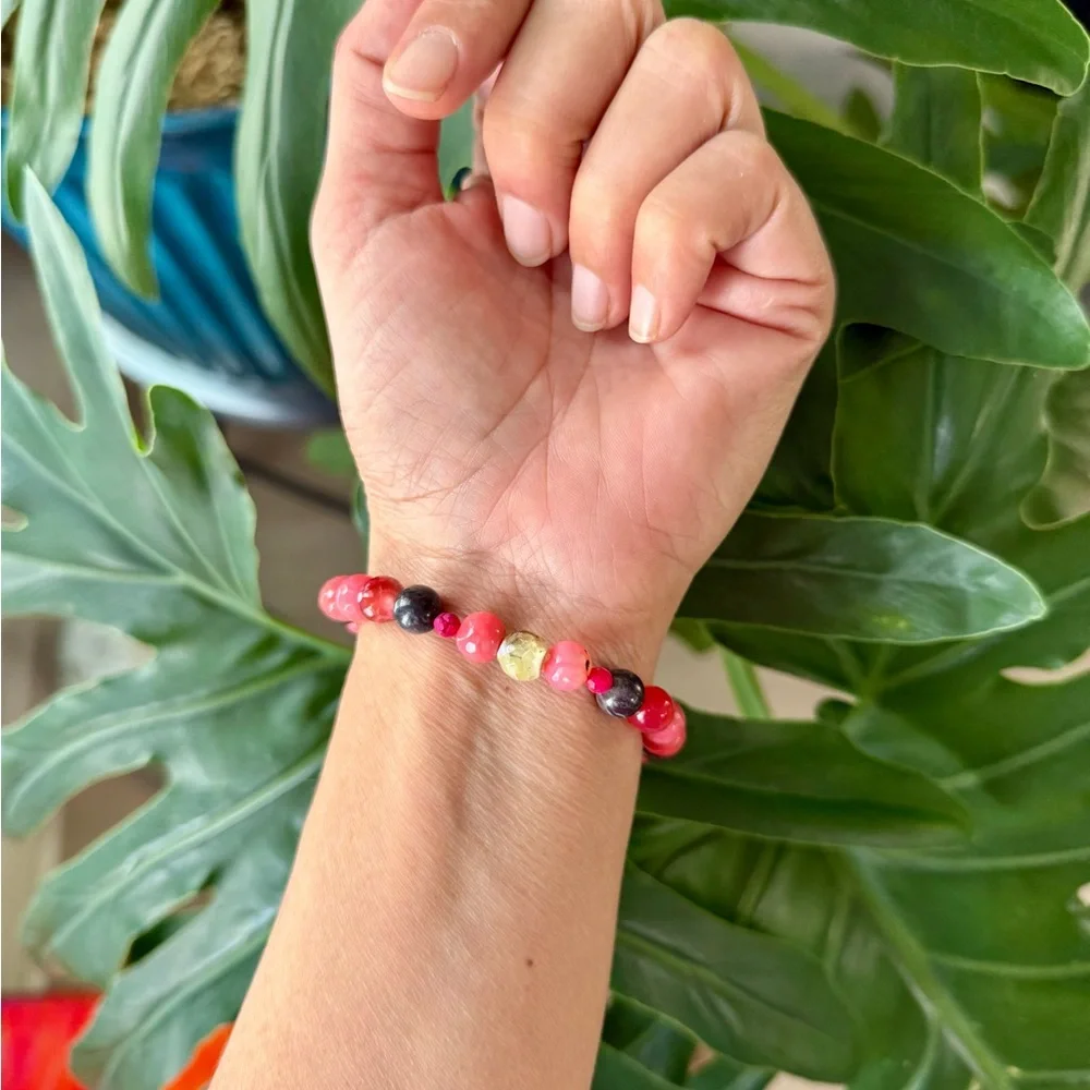 Handmade Serpentine, Jasper, Hematite & Agate Bracelet - Picture 4 of 4